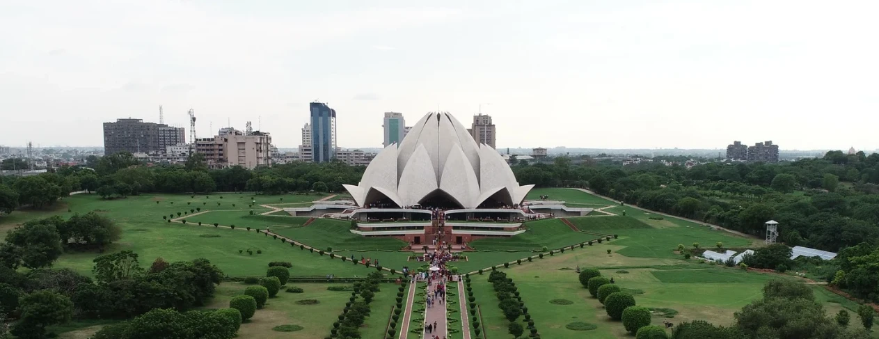 bahai india banner lotus temple new delhi